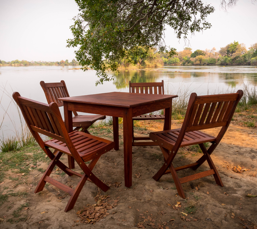 safari table wood