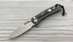 Turaco Stonewashed Flipper in Stabilized Warthog Tusk