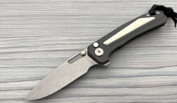 Turaco Stonewashed Flipper in Natural Warthog Tusk