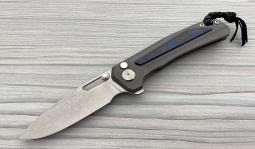 Turaco Stonewashed Flipper in TechnoCarbo Blue Carbon Fiber