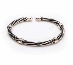 Women's Twisted Bangle Bracelet